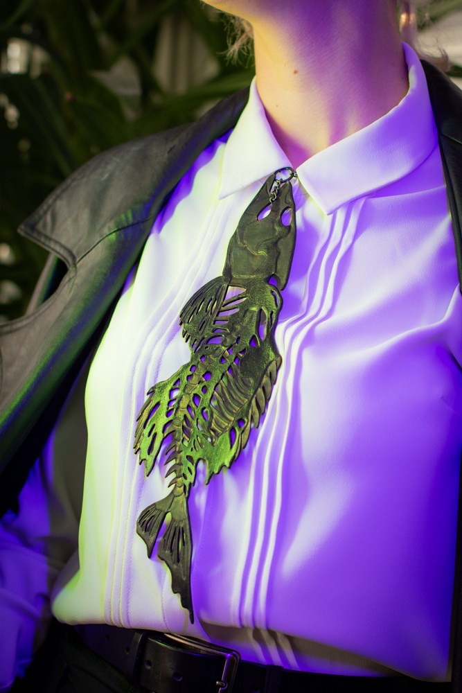 "Tar" Leather Tie