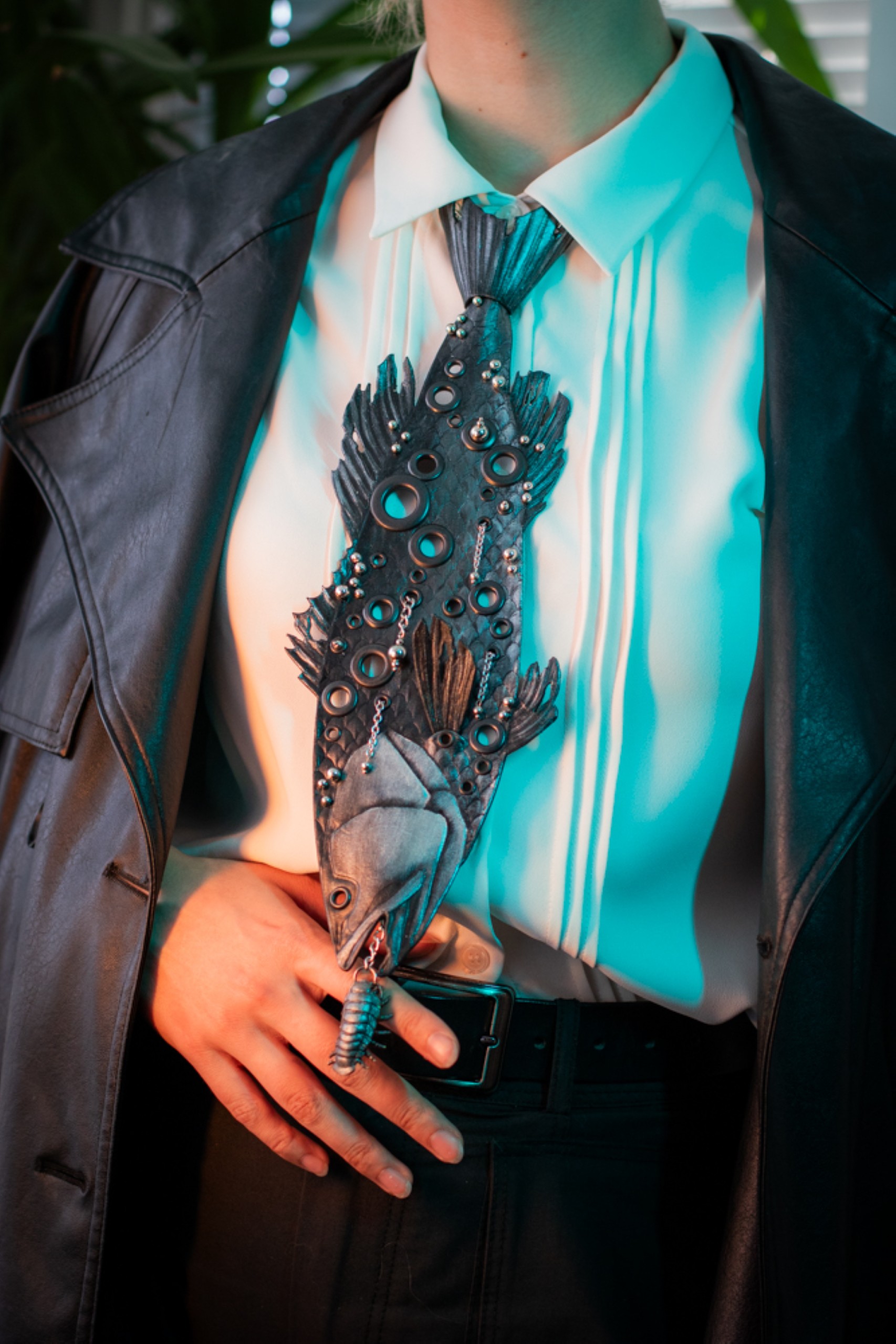 "Parasite" Leather Tie - Image 4